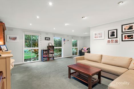 Property photo of 27 John Fawkner Drive Endeavour Hills VIC 3802
