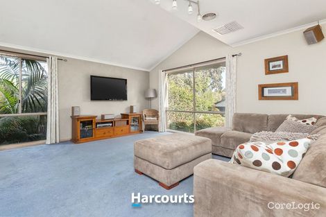 Property photo of 3 Stringybark Court Berwick VIC 3806