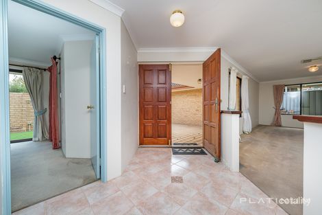 Property photo of 14 Crosshill Green Kinross WA 6028