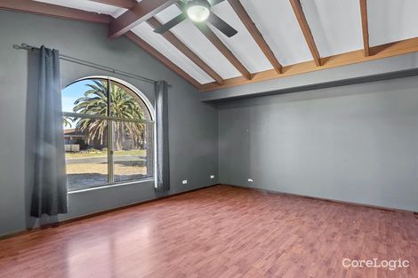 Property photo of 10 Kentia Close Warnbro WA 6169