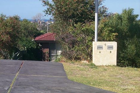 Property photo of 6B Thomas Way Karrinyup WA 6018