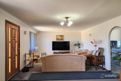 Property photo of 33 Hofrad Court Yakamia WA 6330