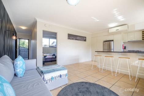 Property photo of 2/15 Eskgrove Street East Brisbane QLD 4169