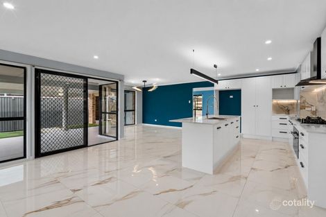 Property photo of 13 Carlos Hillcrest QLD 4118