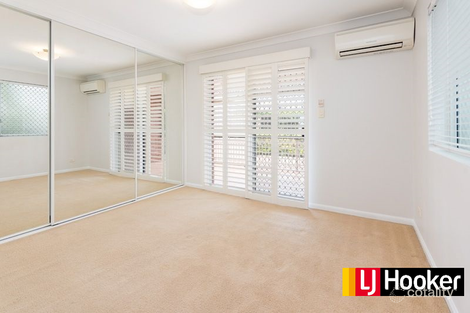 Property photo of 1/70 Bonney Avenue Clayfield QLD 4011