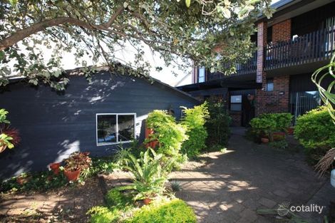 Property photo of 4 Collier Street Redhead NSW 2290