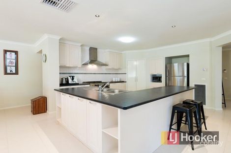 Property photo of 4 Malouf Court Pakenham VIC 3810