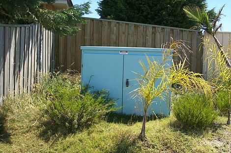 1f Asheville Pde, Landsdale, WA 6065