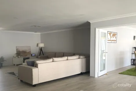 Property photo of 72 Miltona Drive Secret Harbour WA 6173