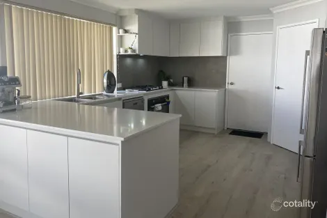 Property photo of 72 Miltona Drive Secret Harbour WA 6173