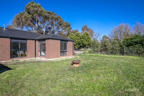 Property photo of 2/23 Reynolds Grove Romsey VIC 3434