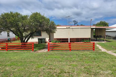 Property photo of 17 Gilchrist Street Moura QLD 4718