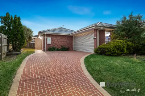 Property photo of 2 Rupertswood Rise Narre Warren South VIC 3805