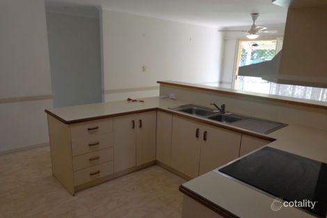 Property photo of 4 Whimbrel Grove Eli Waters QLD 4655