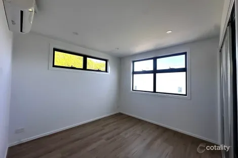 Property photo of 3/126 Oaktree Drive Hampton Park VIC 3976