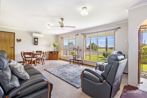 2 Mandeville Ct, Port Fairy, VIC 3284