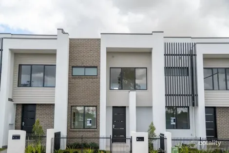 6 Dexter St, Oran Park, NSW 2570