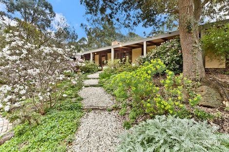 3 Eucalyptus Rd, Eltham, VIC 3095