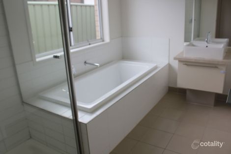 Property photo of 19 Manuka Grove Wyndham Vale VIC 3024
