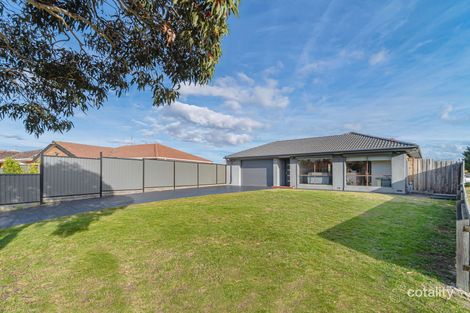 Property photo of 19 Goodenia Close Meadow Heights VIC 3048