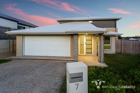 Property photo of 1/7 Trinity Crescent Springfield Lakes QLD 4300