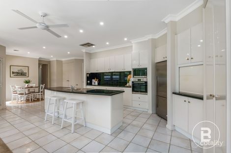 Property photo of 20 Landale Drive Strathdale VIC 3550