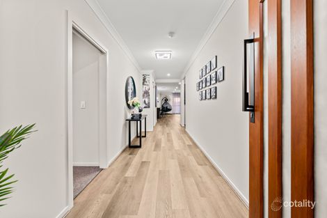 Property photo of 6 Killarney Lane Yarrabilba QLD 4207