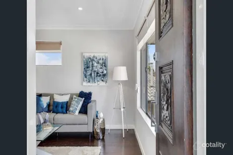 Property photo of 90 Wilson Street Labrador QLD 4215