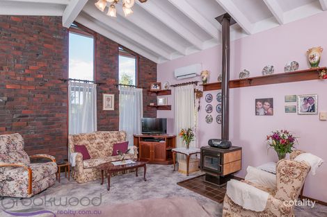 Property photo of 44 McGlew Road Glen Forrest WA 6071