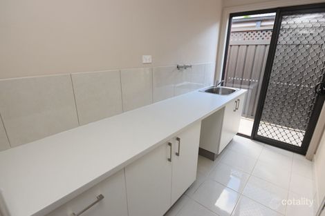 Property photo of 17 Murilla Crescent Wangaratta VIC 3677