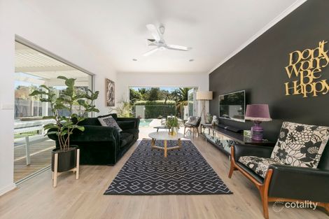 15 Sherwood Cres, Mount Martha, VIC 3934