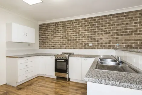 Property photo of 2/40 Goldmark Crescent Cranebrook NSW 2749