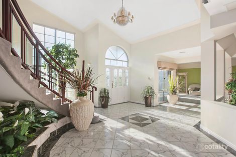 Property photo of 7 Lakeview Gardens Jerrabomberra NSW 2619