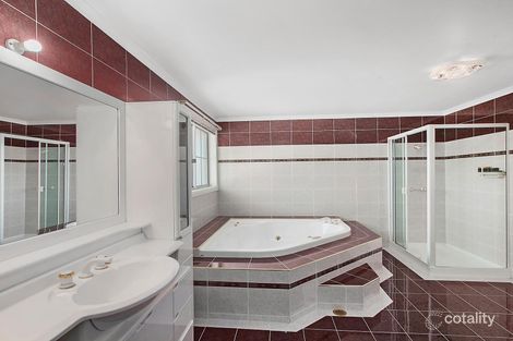 Property photo of 7 Lakeview Gardens Jerrabomberra NSW 2619