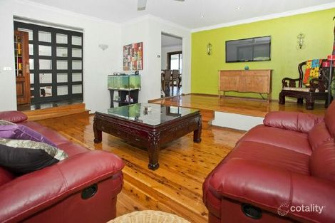 Property photo of 37 Scenic Crescent Albion Park NSW 2527