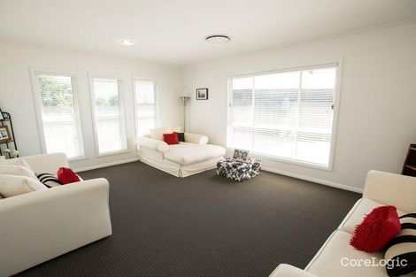 Property photo of 6 Cascade Court Dubbo NSW 2830