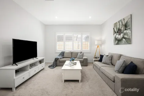 Property photo of 6 Thoroughbred Way Box Hill NSW 2765