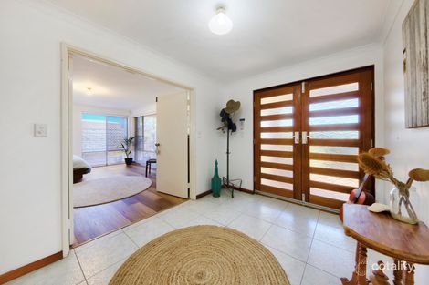 Property photo of 75 Seacrest Drive Sorrento WA 6020