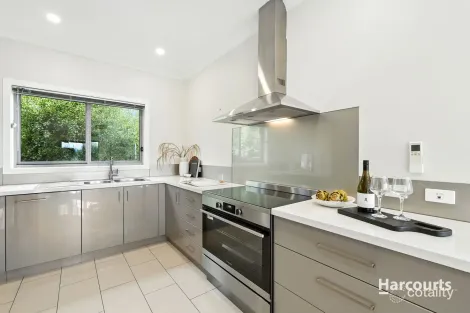 Property photo of 11 Spinnaker Crescent Tranmere TAS 7018
