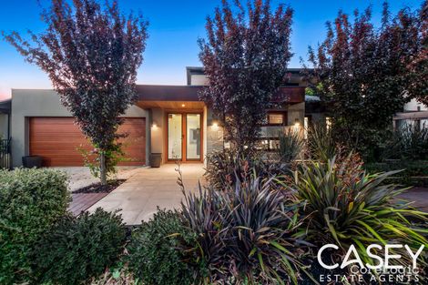 Property photo of 28 Red Maple Drive Cranbourne West VIC 3977