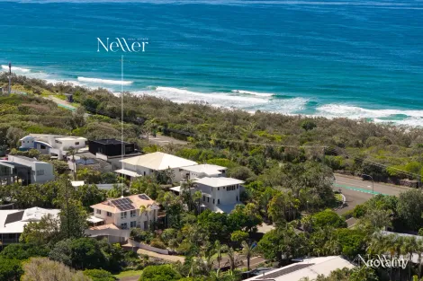4 DRIFTWOOD DR, CASTAWAYS BEACH, QLD 4567