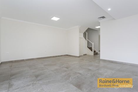Property photo of 7/20 Old Glenfield Road Casula NSW 2170