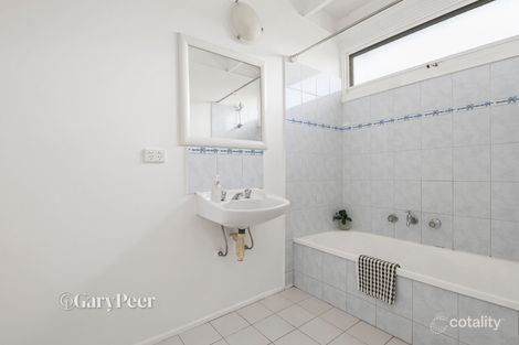 Property photo of 4/14 Acheron Court Hampton East VIC 3188