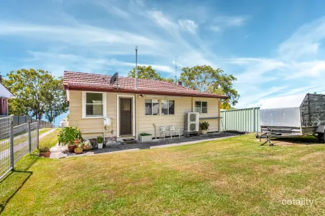 Property photo of 241 Skye Point Road Coal Point NSW 2283