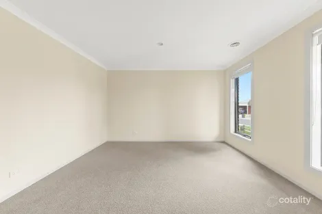 Property photo of 26 Larson Avenue Tarneit VIC 3029