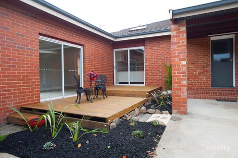 Property photo of 1/218 Princes Way Drouin VIC 3818