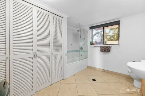 Property photo of 4/200 Swann Road Taringa QLD 4068