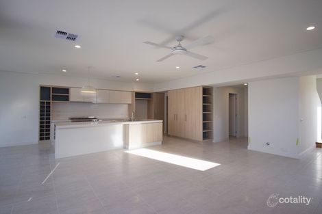 Property photo of 105 Harbour Boulevard Shell Cove NSW 2529