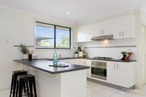 Property photo of 8 Whiteley Avenue Point Cook VIC 3030