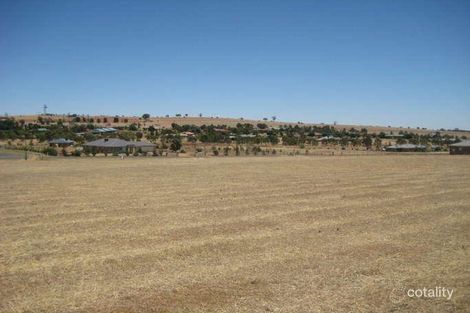 5 Loughan Rd, Junee, NSW 2663